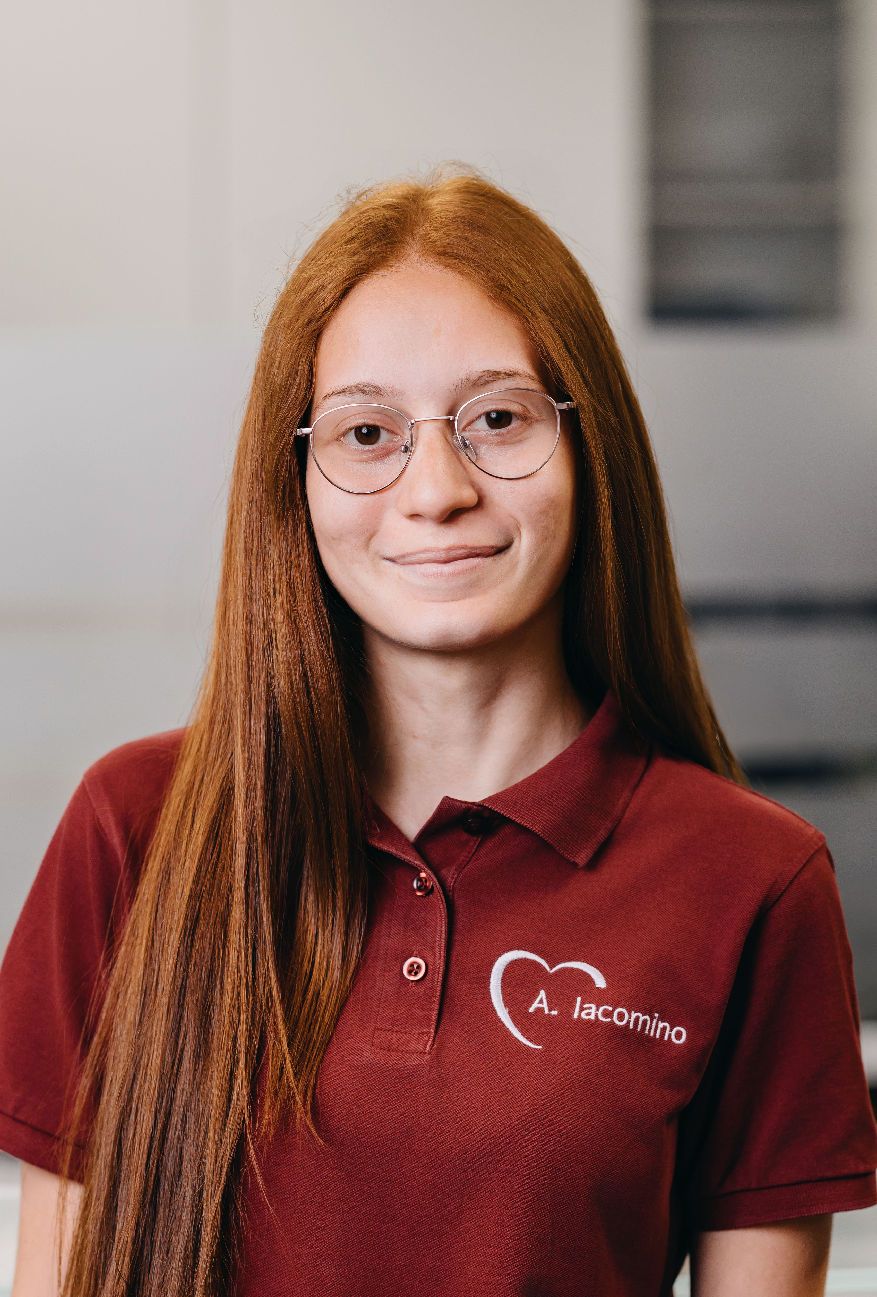 Frau Iacomino (Auszubildende)